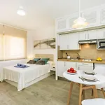 Homey By Interhome * يوريت دي مار